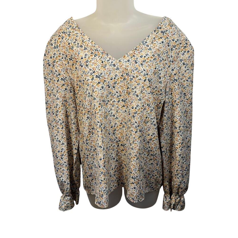 Cottagecore Ditsy Floral Blouse SZ M Crocheted Feminine Soft Girl Romantic Fall